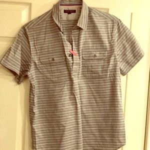 Fitted Banana Republic button down short sleeve